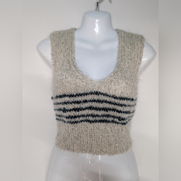 V-Neck Striped Knit Sweater Vest Handmade Shimmer Tinsel Vintage - Picture 3 of 8